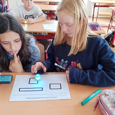 Ozoboti v matematice