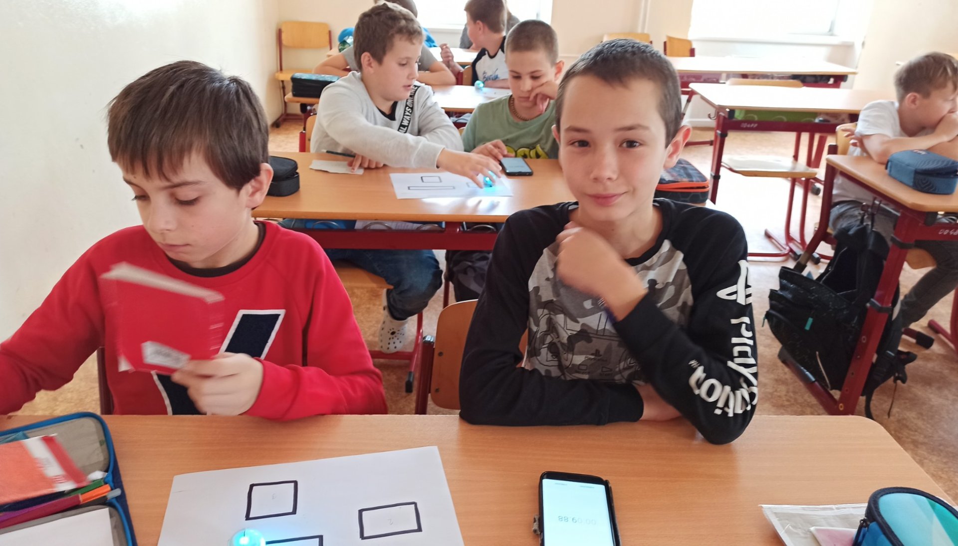 Ozoboti v matematice