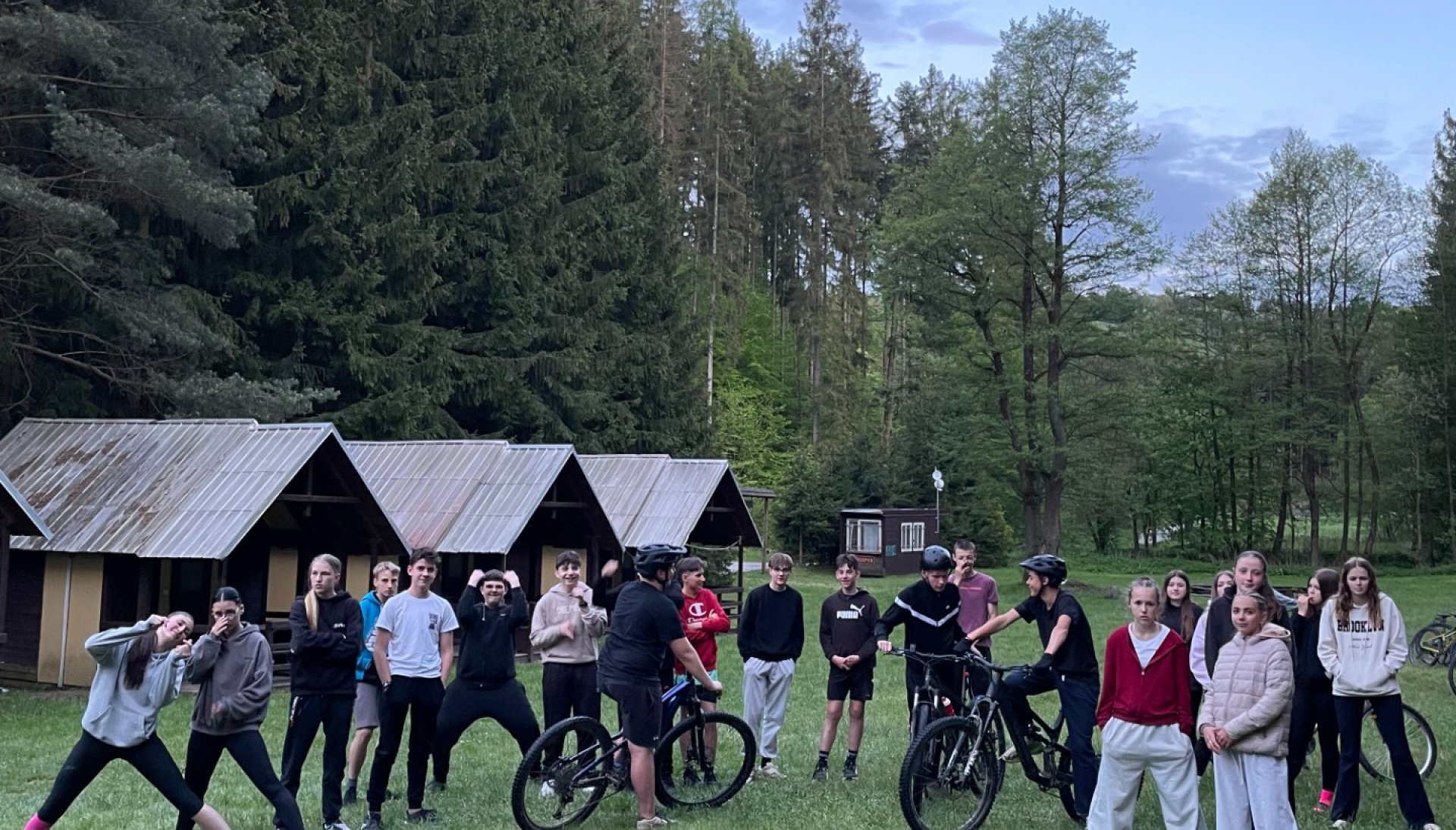 Cyklistický kurz tříd 8. A, B Dolní Bušínov
